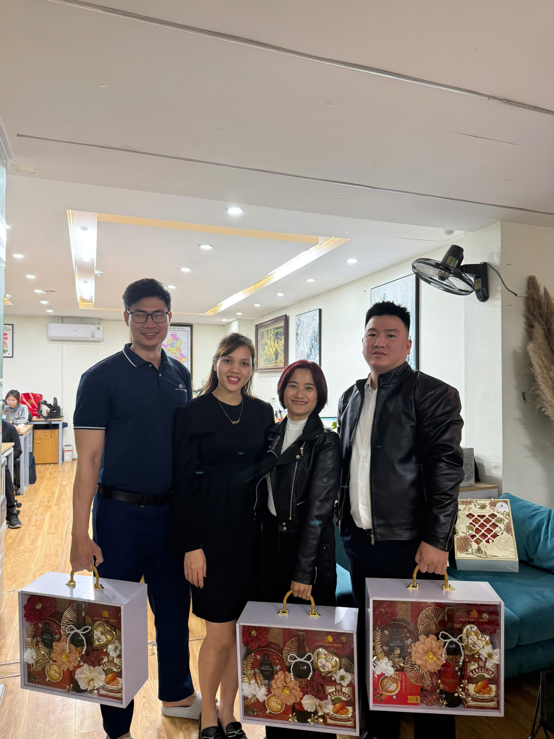 Hoạt động công ty Nhà Ở Ngay Reco