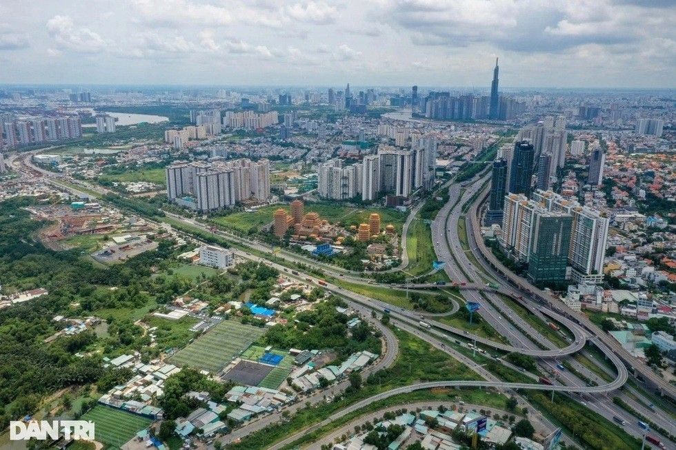 Người sở hữu sẵn dòng tiền mặt nhàn rỗi có ưu thế thương lượng lớn khi thị trường biến động