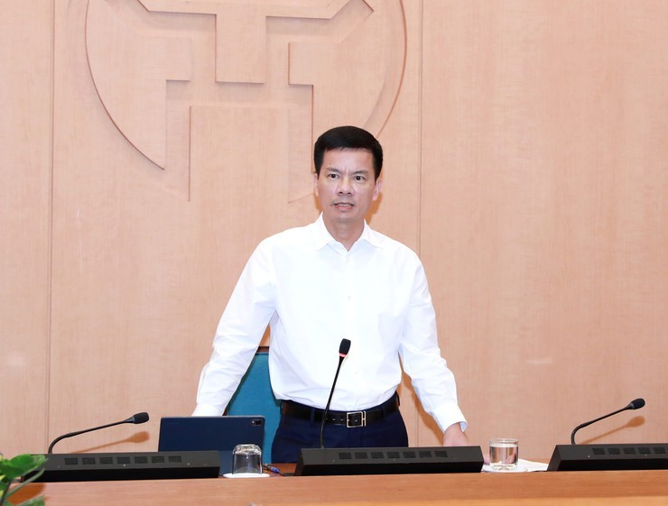 Phó Chủ tịch UBND thành phố Hà Nội Bùi Duy Cường chủ trì cuộc họp