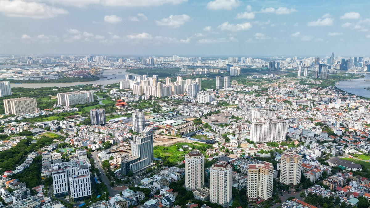 Giải Mã Nguyên Nhân Thị Trường Bất Động Sản Vắng Người Mua Và Hướng Đi Mới