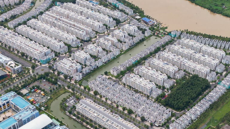 Đề Xuất Mới: Chuyển 5% Giá Trị Nhà Ở Hình Thành Trong Tương Lai Vào Tài Khoản Đảm Bảo Ngân Hàng