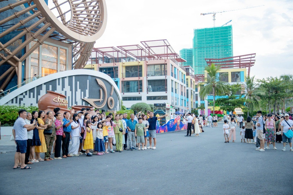 Dòng khách tại Libera Nha Trang giúp tòa tháp căn hộ Alora Nha Trang luôn duy trì hiệu suất lấp đầy cao