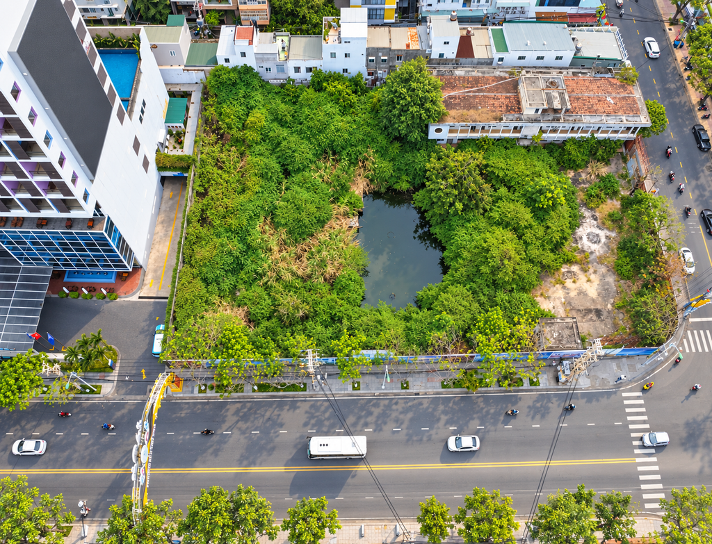 Khu đất 48A Trần Phú có diện tích hơn 3.600 m², nằm ngay trục đường ven biển đắt giá bậc nhất Nha Trang