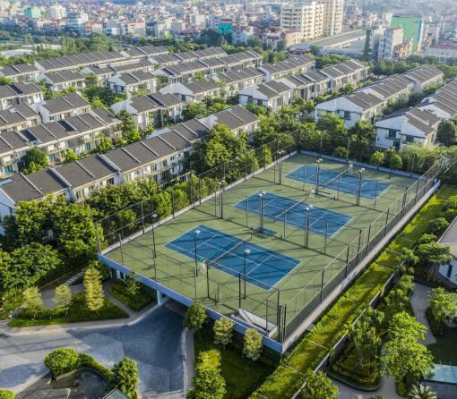 Cụm sân tennis giữa khu dân cư ParkCity Hanoi